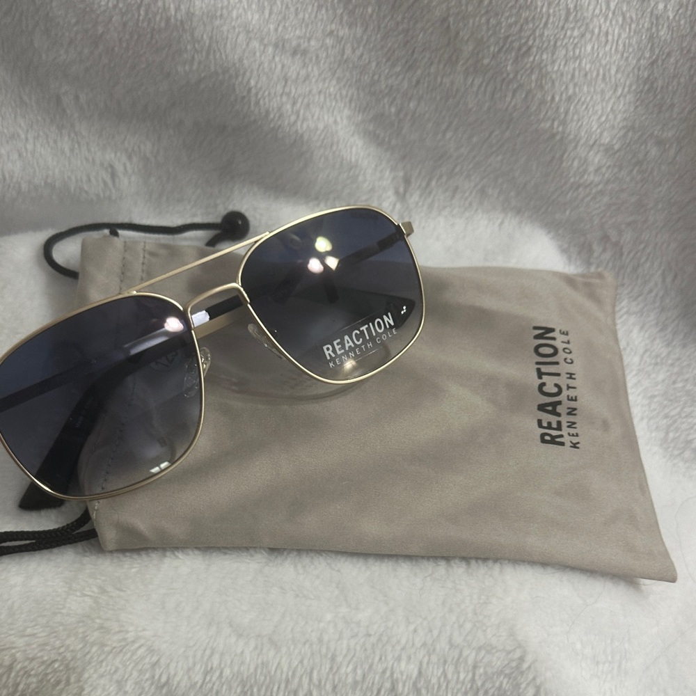 Kenneth Cole Reaction Gold Frame Sunglasses